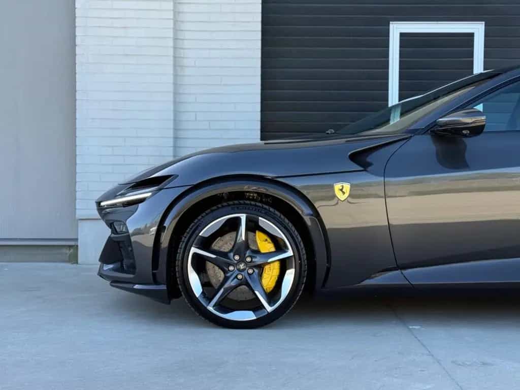 Ferrari Purosangue V12 12/2025-photo-7