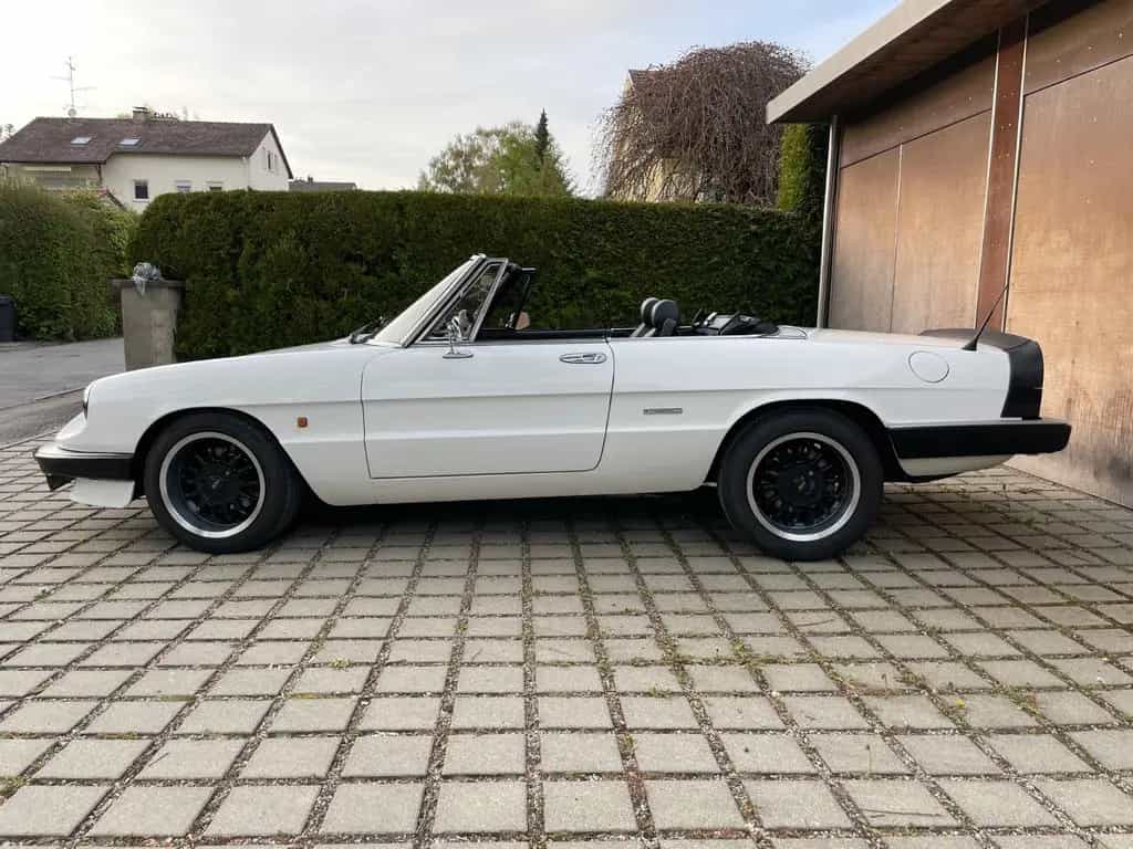 Alfa Romeo Spider , Top Zustand, Wertgutachten 03/1987-photo-2
