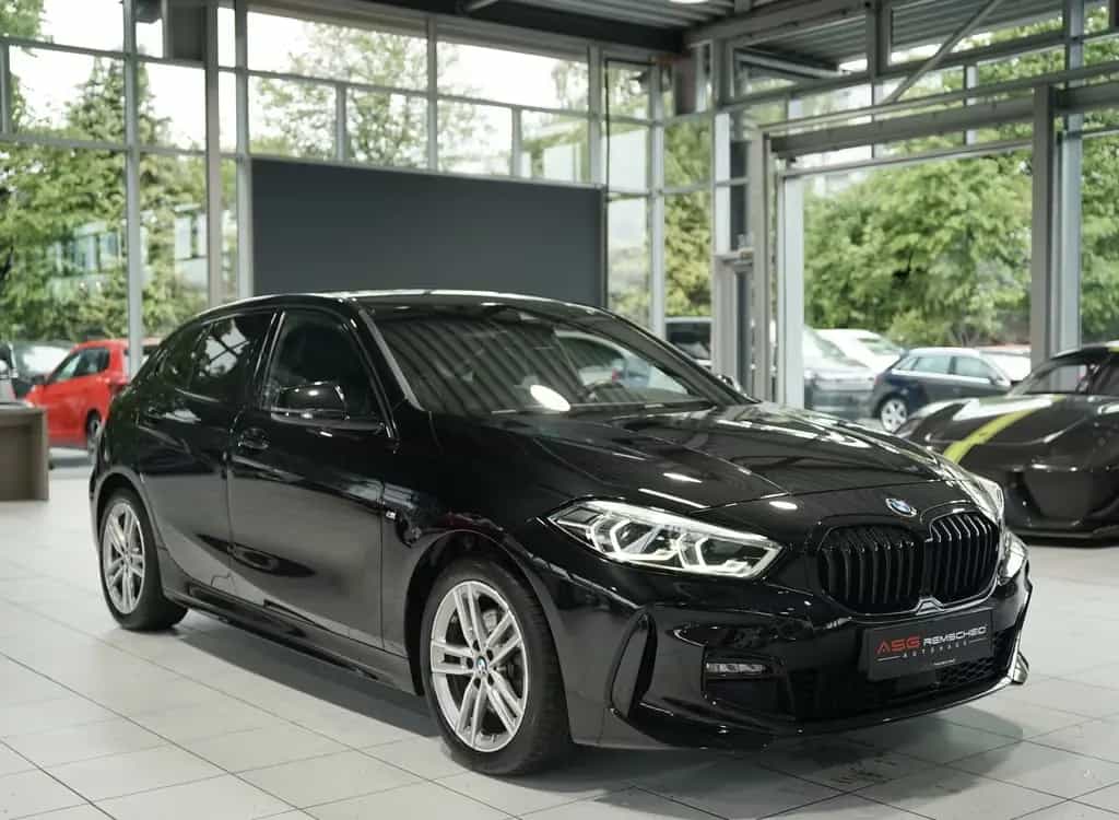 BMW 118 i M Sport *Live-Cockpit *Shadow *Sportsitze 05/2021-photo-3