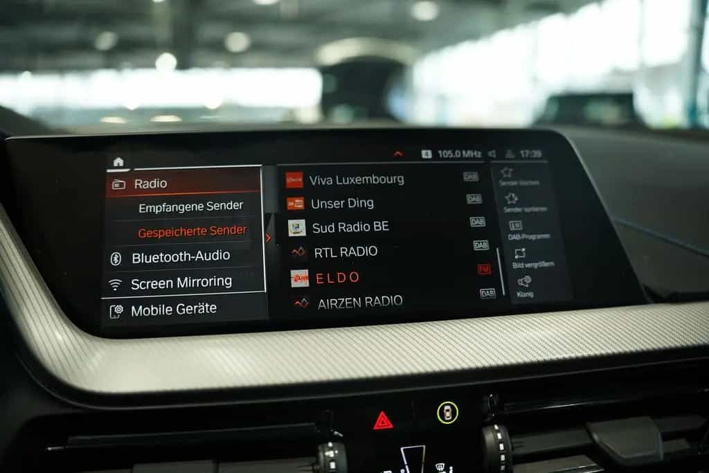 BMW 118 i M Sport *Live-Cockpit *Shadow *Sportsitze 05/2021-photo-32