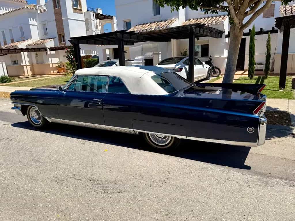 Cadillac Eldorado Biarritz 1963 Convertible 03/1963-photo-10