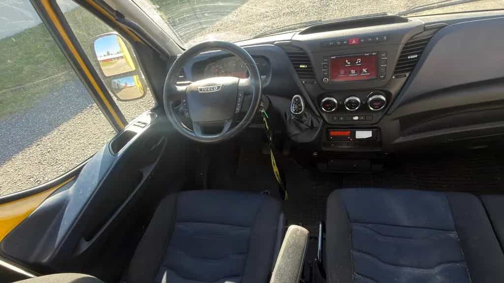 Iveco Other Daily Doppelkabine 50 C Radstand3750 6 Zylinder 04/2017-photo-10