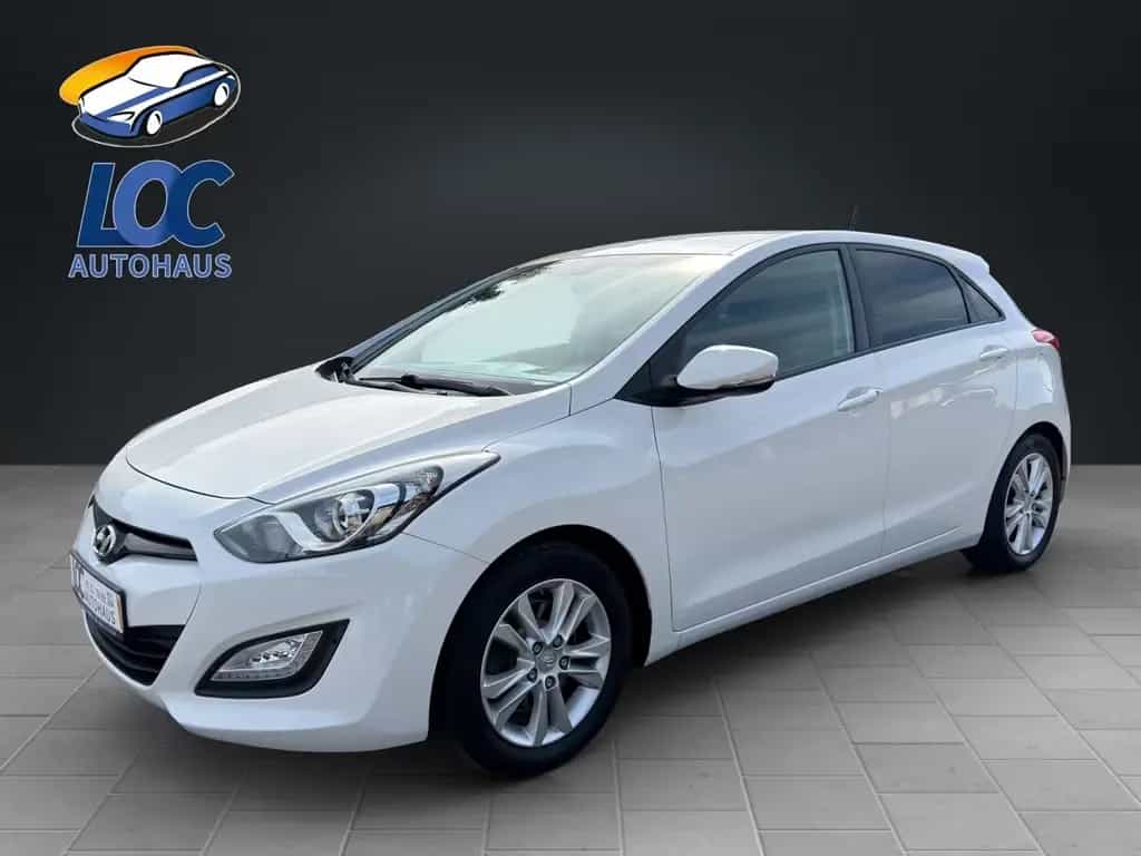 Hyundai i30 FIFA World Cup Edition, Kamera, Alu, 11/2014-photo-2