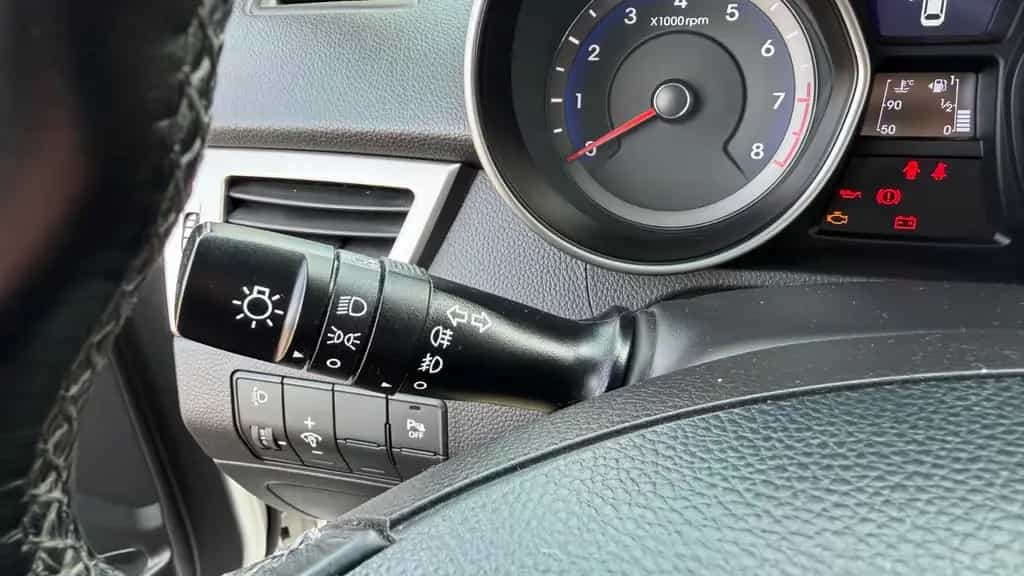 Hyundai i30 FIFA World Cup Edition, Kamera, Alu, 11/2014-photo-25