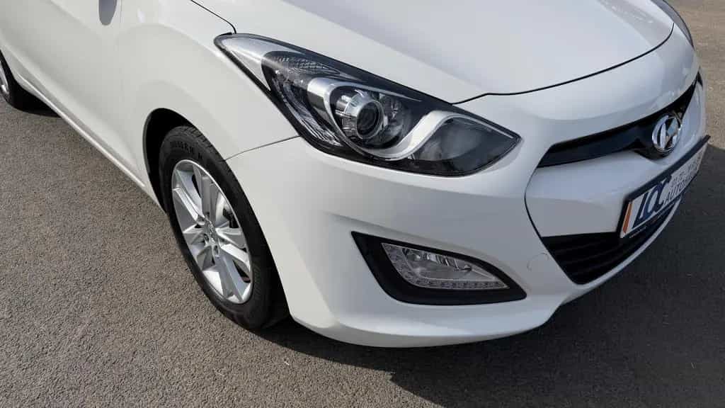 Hyundai i30 FIFA World Cup Edition, Kamera, Alu, 11/2014-photo-33