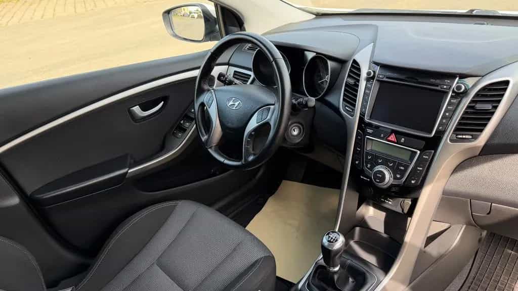 Hyundai i30 FIFA World Cup Edition, Kamera, Alu, 11/2014-photo-34