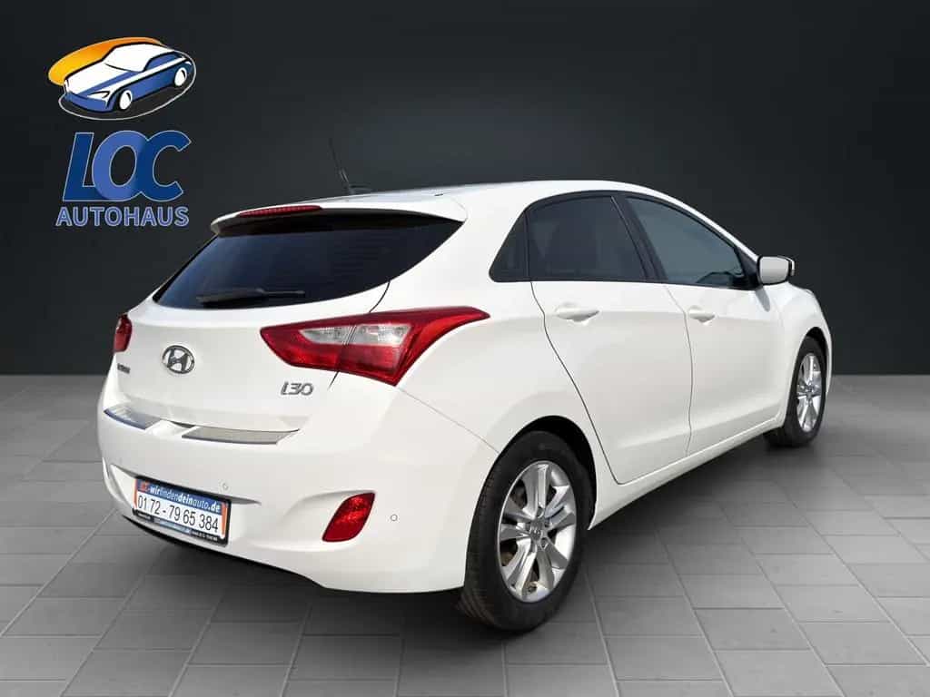 Hyundai i30 FIFA World Cup Edition, Kamera, Alu, 11/2014-photo-5