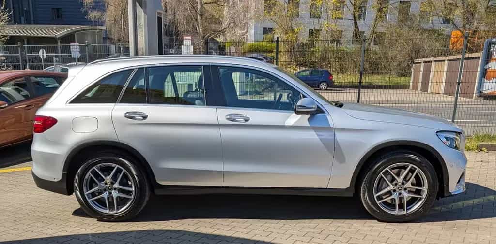 Mercedes-Benz GLC-Class GLC220d 4M*AMG-Line*Dis+*360*AHK*Key*Memo*SH*TOP 06/2018-photo-3