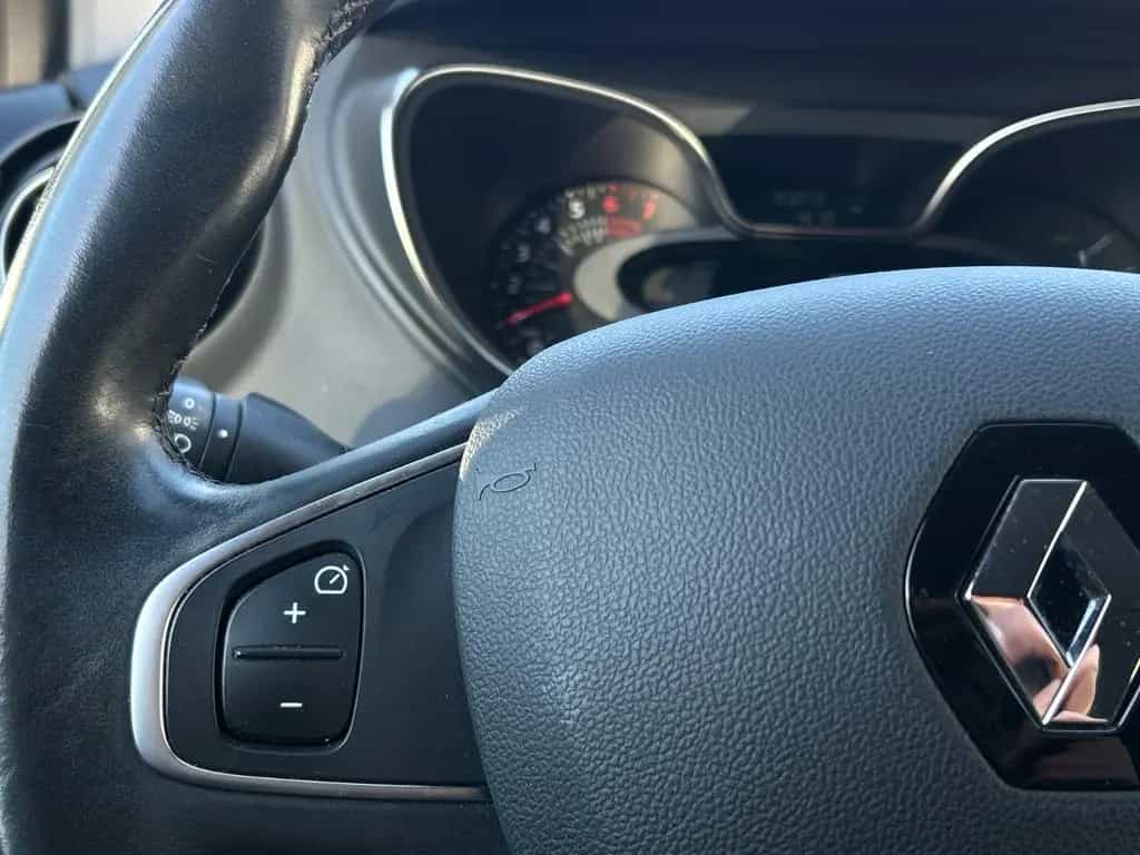 Renault Captur 1.3 TCe Automatik / Kamera 10/2019-photo-14