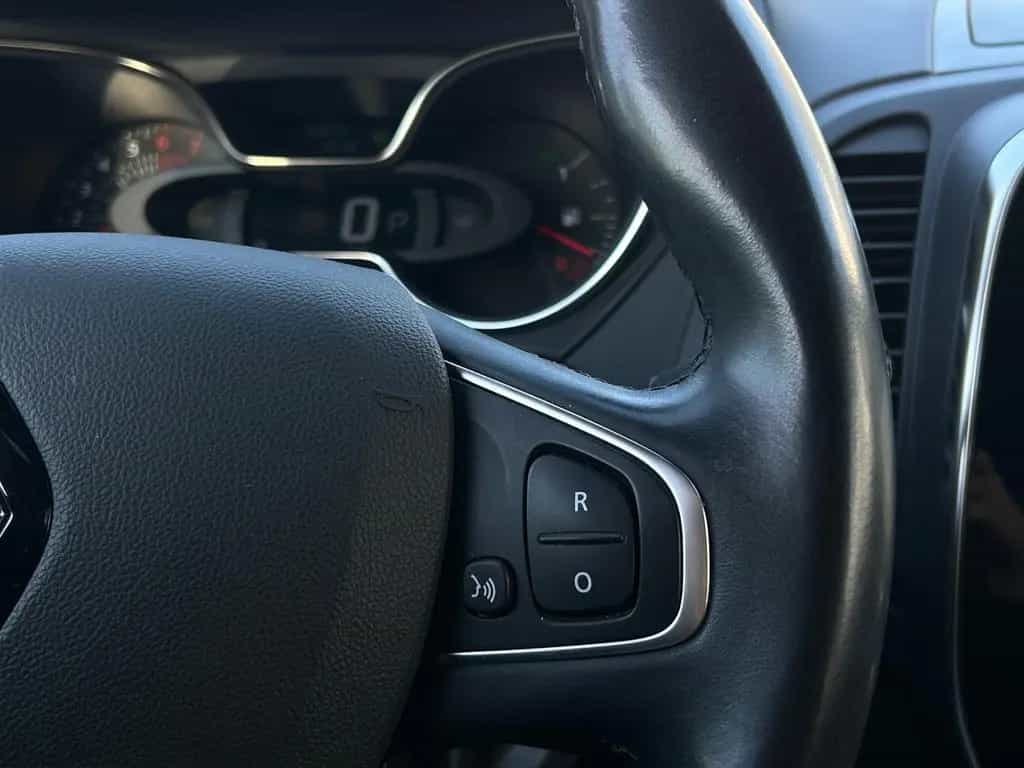 Renault Captur 1.3 TCe Automatik / Kamera 10/2019-photo-15