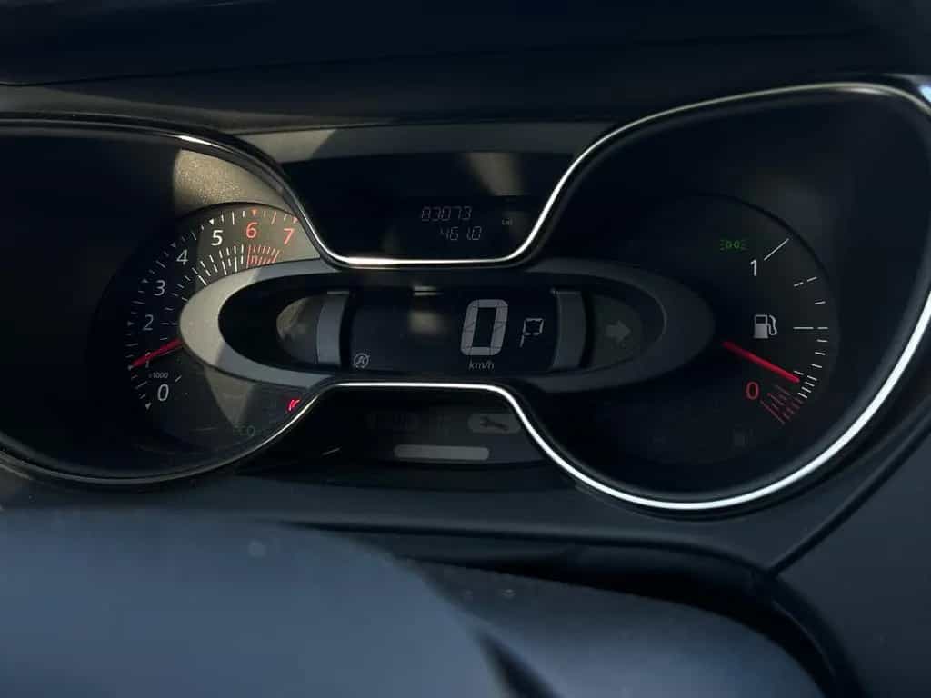Renault Captur 1.3 TCe Automatik / Kamera 10/2019-photo-18