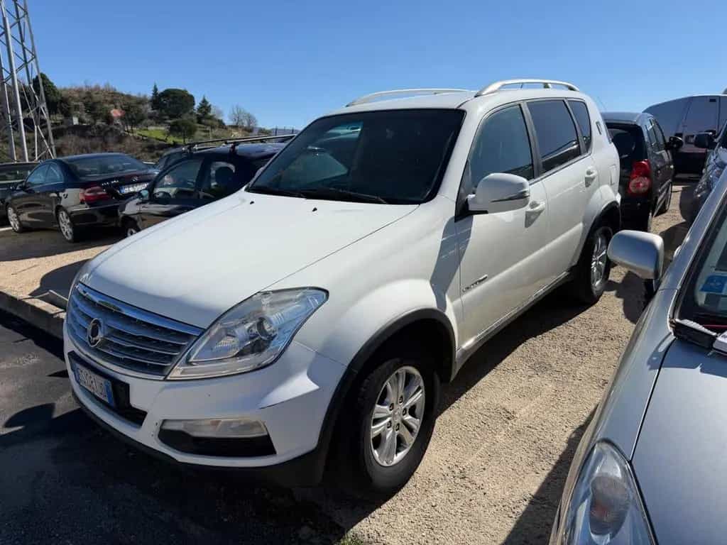 Ssangyong Rexton W 2.0 Xdi 4WD 09/2013-photo-0
