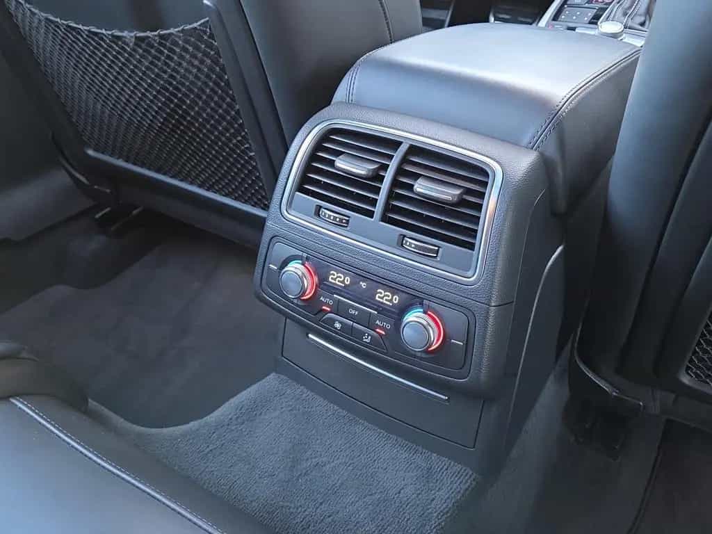 Audi A6 Avant 3.0 TDI quattro competition LED-Matrix 08/2016-photo-13