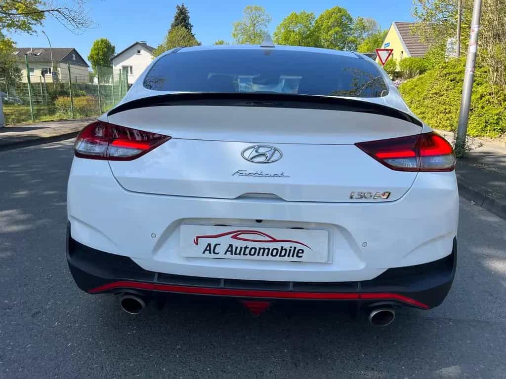 Hyundai i30 Fastback N Performance*Navi*Kamera*LED* 05/2019-photo-3