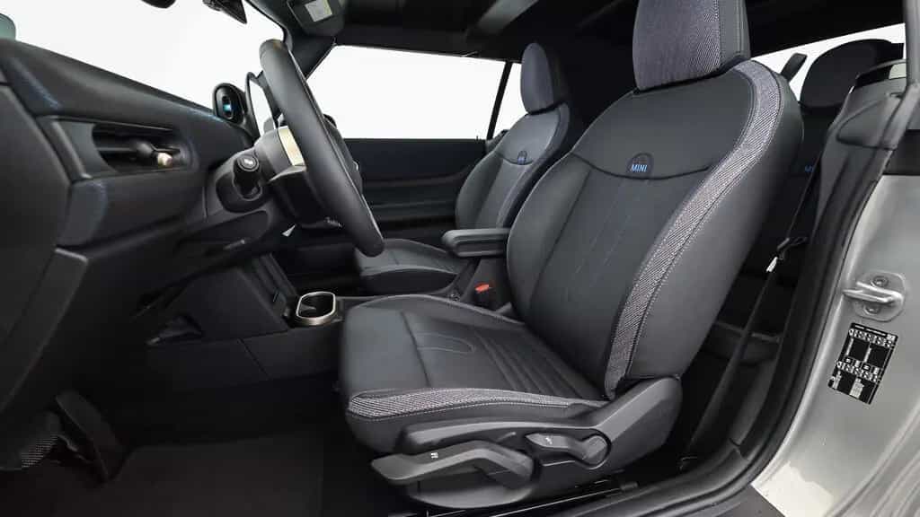 MINI Cooper S Cabrio 05/2025-photo-10