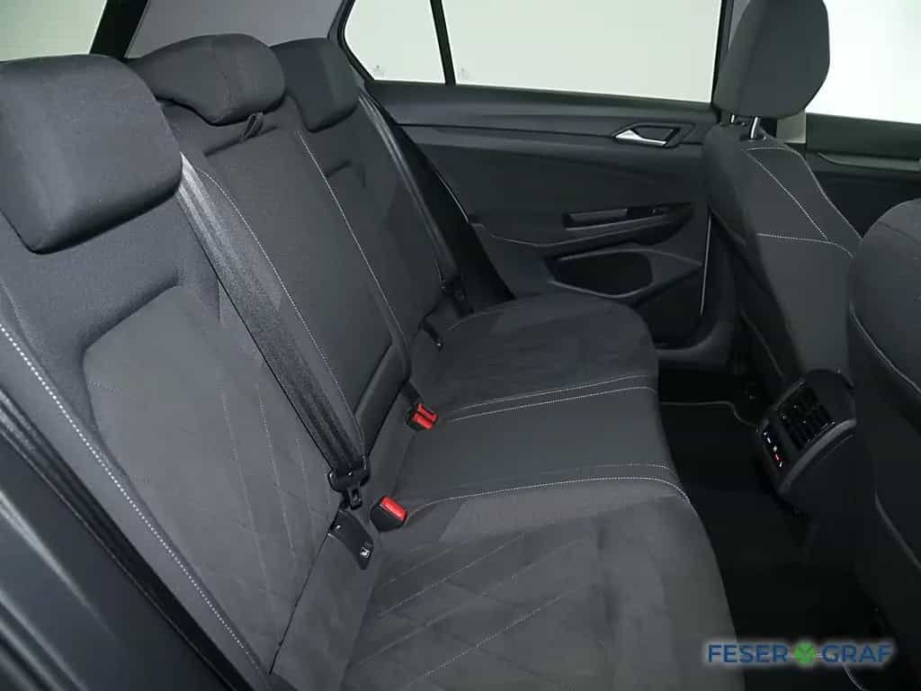 Volkswagen Golf 1.5TSI Style DSG Navi Pro LED Matrix Sthzg. 06/2020-photo-7