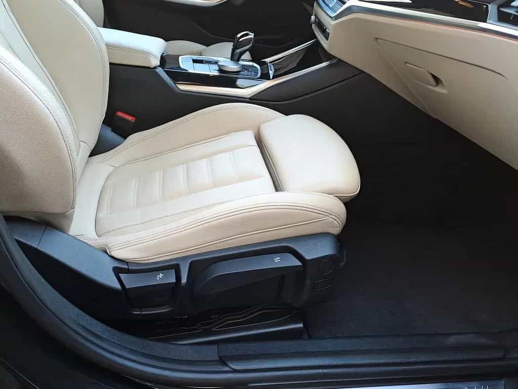 BMW 320 d xDrive Touring M Sport LiveCockpitProf PDC 11/2021-photo-5