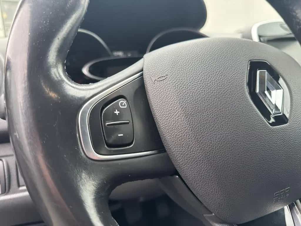 Renault Clio INTENS ENERGY TCe 120 EINPARKHILFE+LED+ 03/2017-photo-21