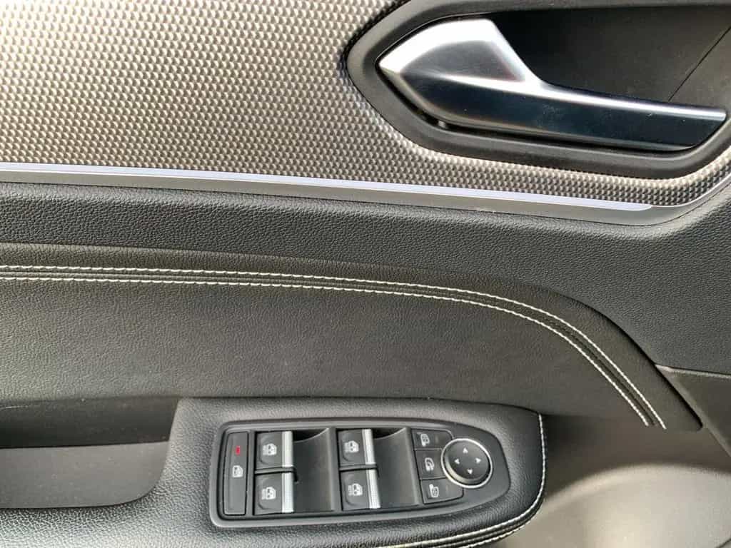 Renault Arkana TECHNO 140 TCe SHZ+LED+DAB+KLIMAAUT. 12/2023-photo-19