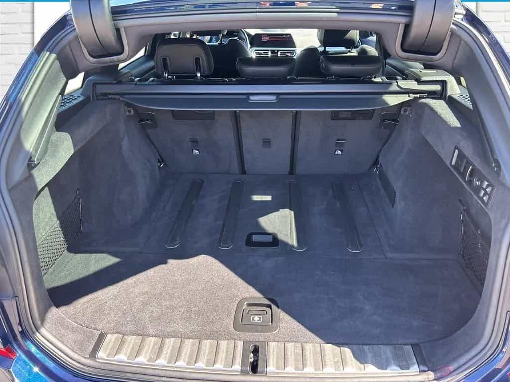 BMW 320 d Touring 04/2021-photo-11