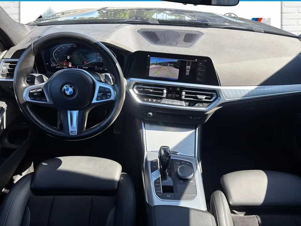 BMW 320 d Touring 04/2021-photo-9