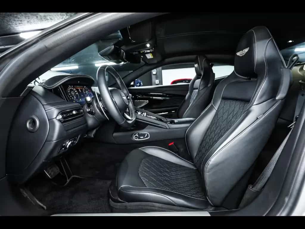 Aston Martin DB12 COUPE 4.0 V8°ALUMINITE SILVER°21'' 06/2024-photo-10