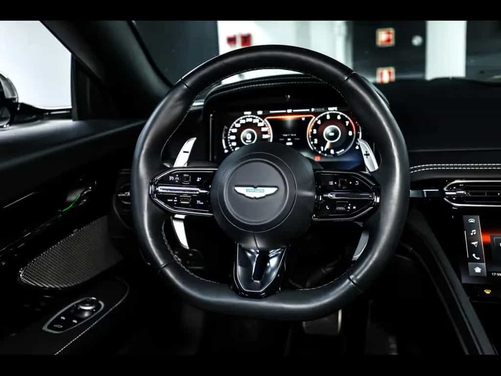 Aston Martin DB12 COUPE 4.0 V8°ALUMINITE SILVER°21'' 06/2024-photo-11