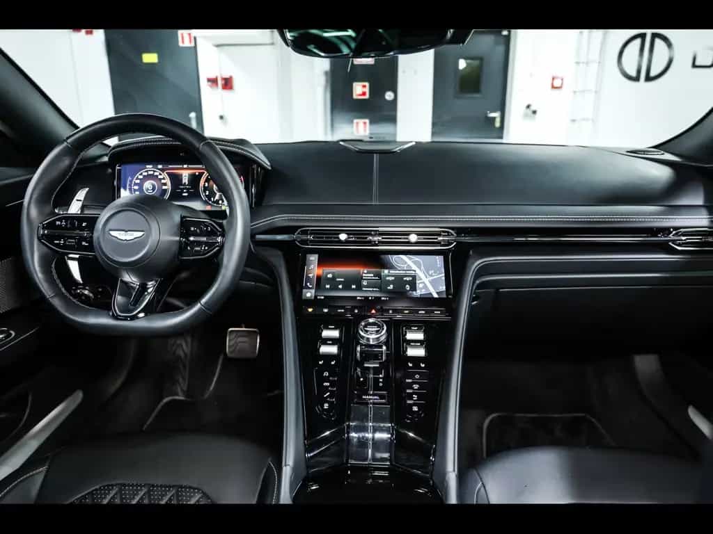 Aston Martin DB12 COUPE 4.0 V8°ALUMINITE SILVER°21'' 06/2024-photo-15