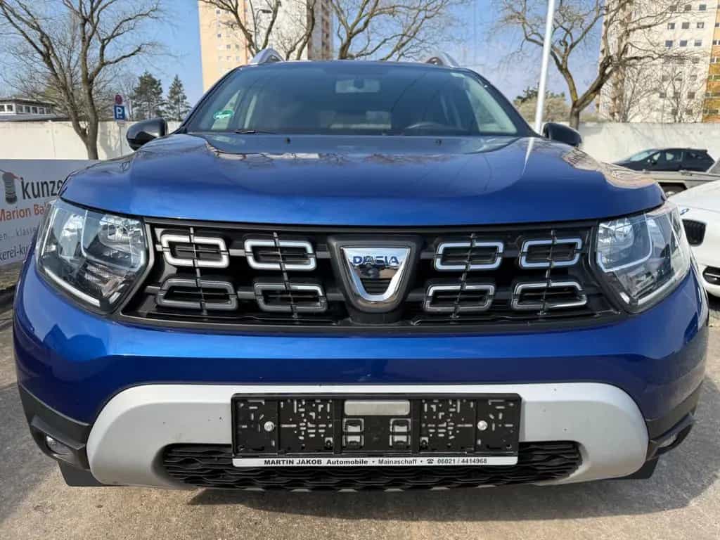 Dacia Duster II Celebration+KAMERA+PDC+SITZHEIZUNG+NAV 05/2021-photo-1