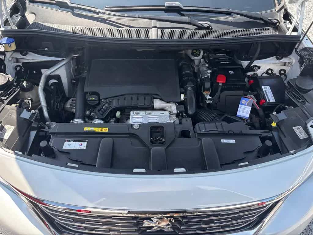 Peugeot 5008 CROSSWAY ALU/NAVI/Kam180°/7Sitze/ZR neu! 03/2019-photo-23
