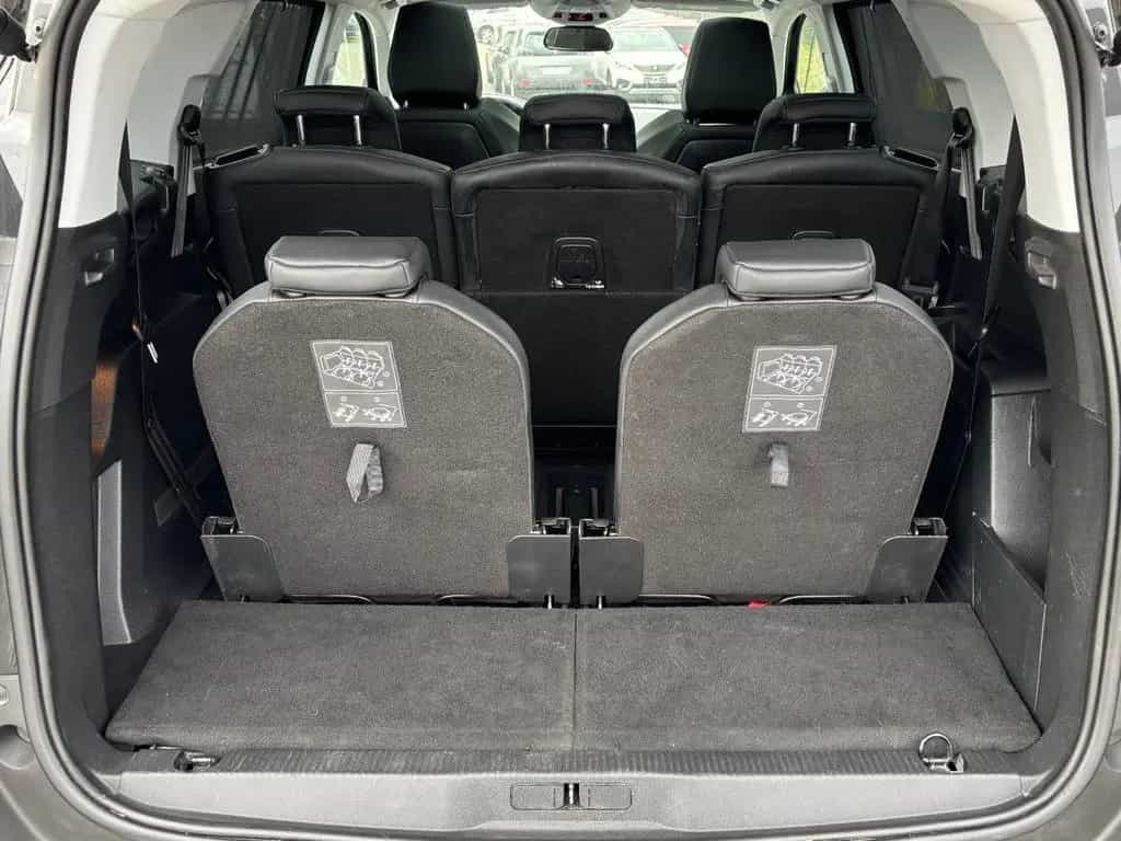 Peugeot 5008 Allure PANORAMADACH/Kam180°/7Sitze/ZR-neu! 07/2019-photo-10