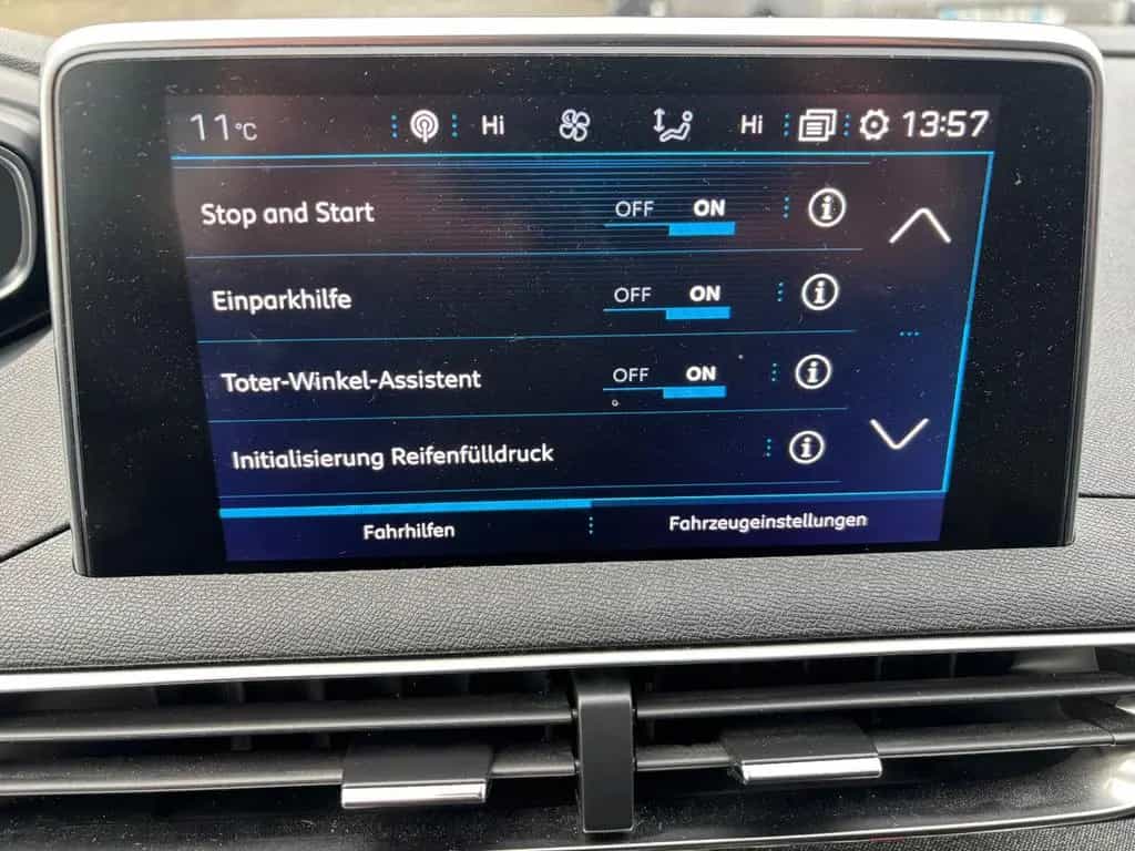 Peugeot 5008 Allure PANORAMADACH/Kam180°/7Sitze/ZR-neu! 07/2019-photo-20