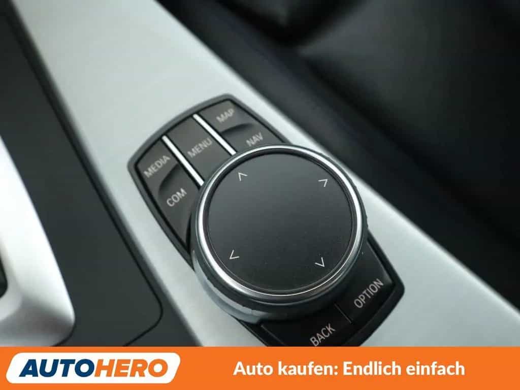 BMW 3 Series 320i M Sport Shadow Aut.*NAVI*LED*TEMPO*PDC*SHZ* 08/2018-photo-25
