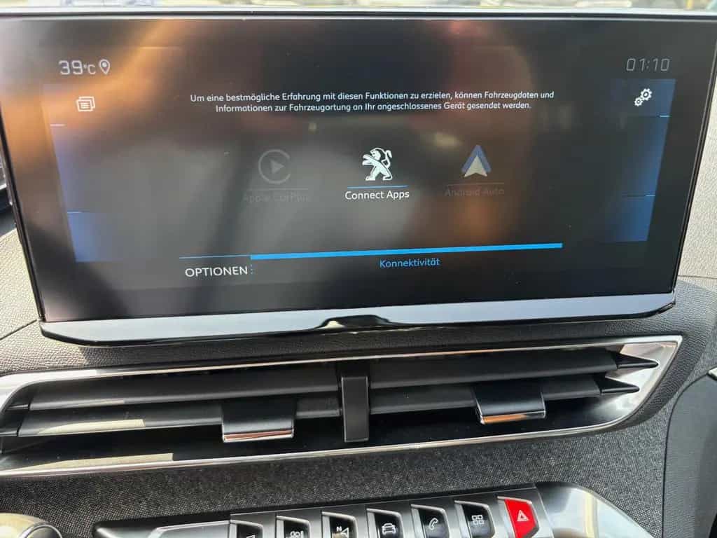 Peugeot 5008 Allure ALU/NAVI/Kam180°/AHK/7Sitze ZR neu 09/2022-photo-15
