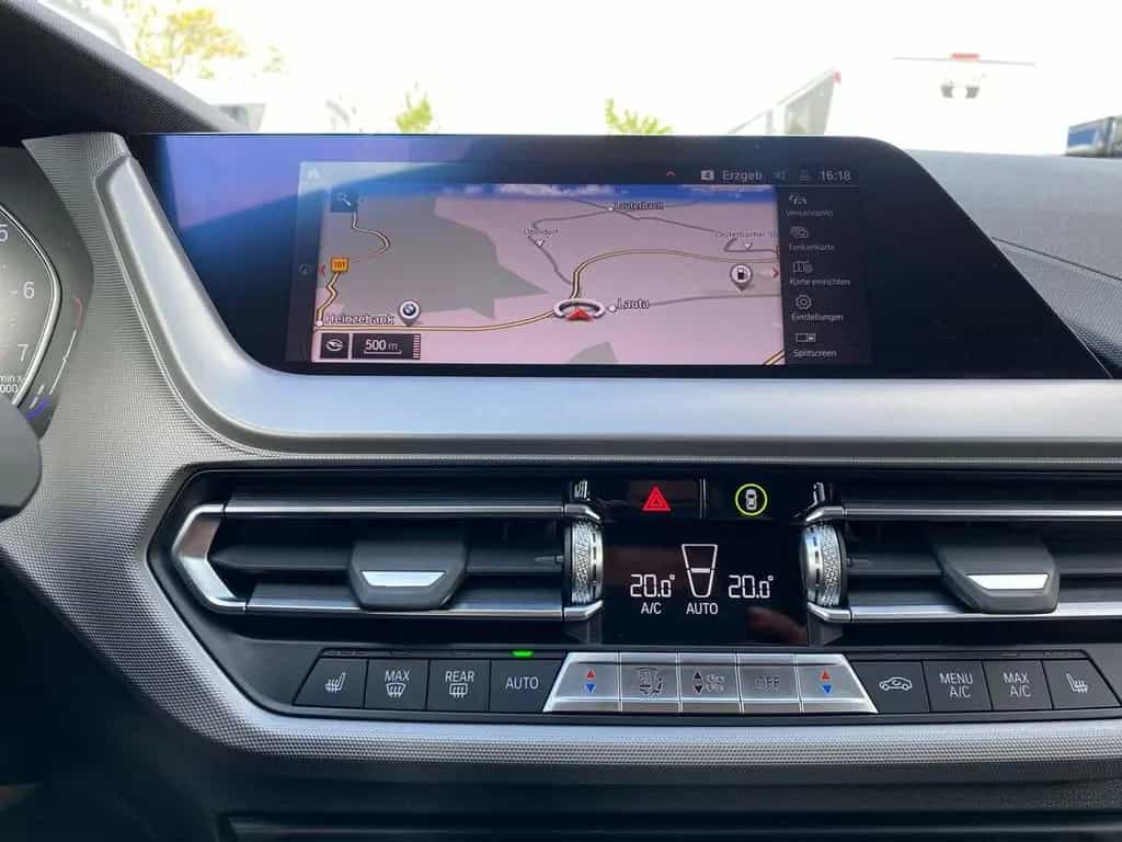 BMW 118 i Advantage LED+NAVI+SHZ+ 10/2020-photo-16
