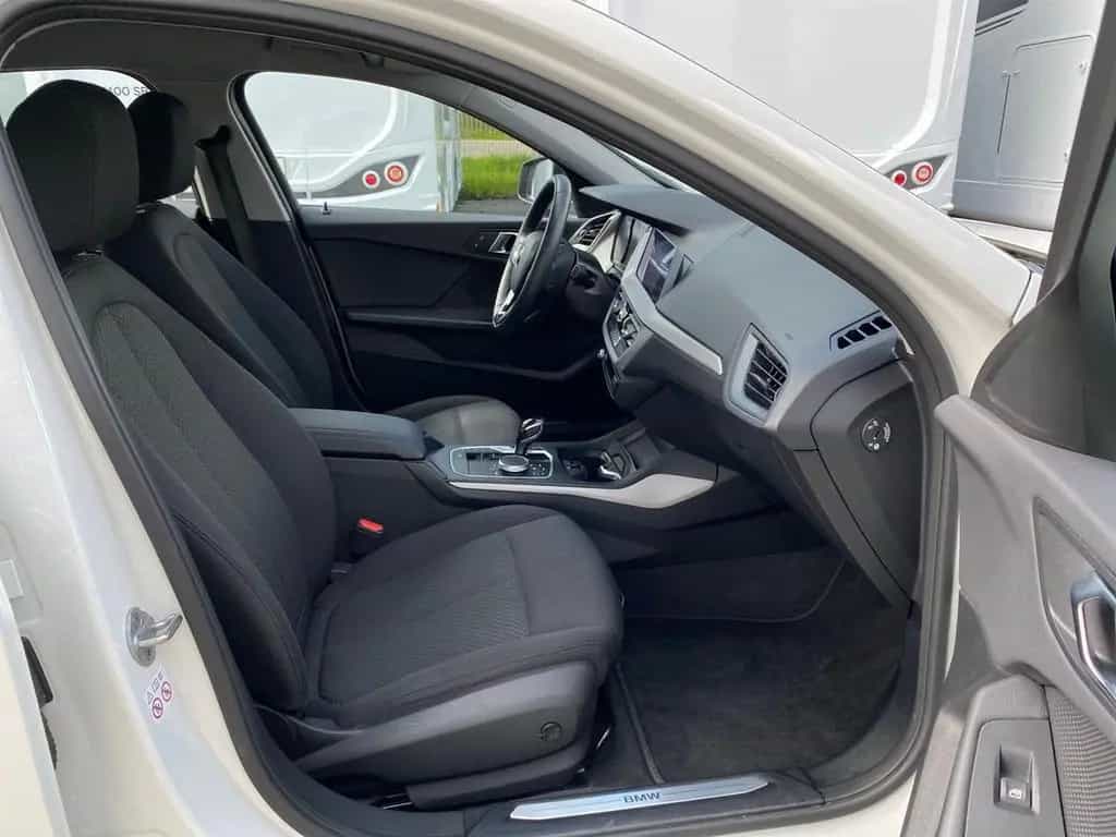 BMW 118 i Advantage LED+NAVI+SHZ+ 10/2020-photo-24