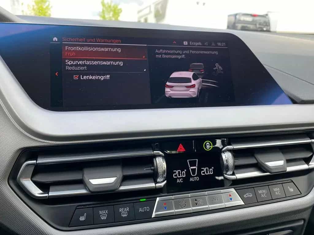 BMW 118 i Advantage LED+NAVI+SHZ+ 10/2020-photo-29