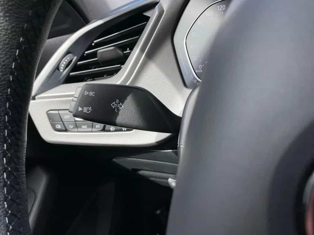 BMW 118 i Advantage LED+NAVI+SHZ+ 10/2020-photo-30