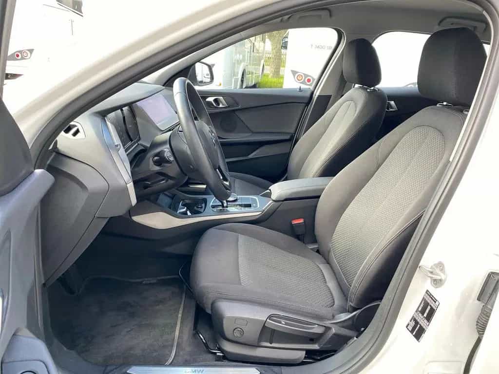 BMW 118 i Advantage LED+NAVI+SHZ+ 10/2020-photo-8