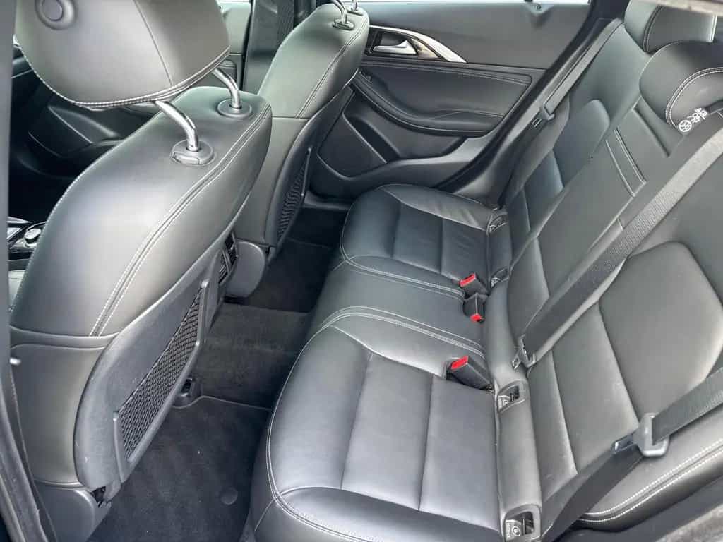Infiniti Q30 2.2 d AWD Premium LEDER PANORAMA AHK 10/2016-photo-11