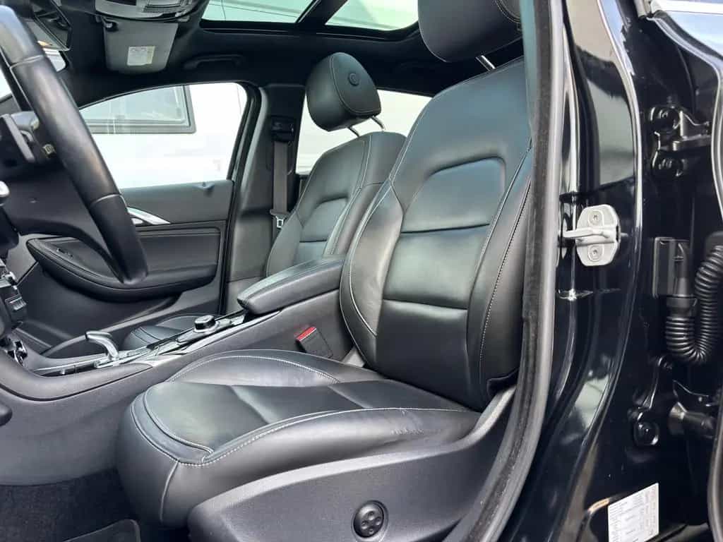 Infiniti Q30 2.2 d AWD Premium LEDER PANORAMA AHK 10/2016-photo-13