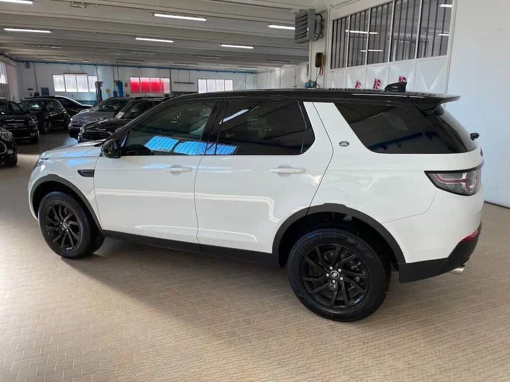 Land Rover Discovery Sport 2.0 TD4 150 CV Black 07/2019-photo-5