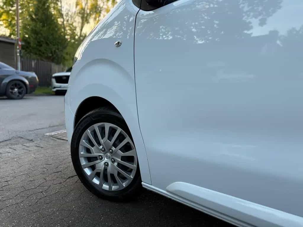 Opel Standheizu SITZE*NAVI*KLIMA*KAMERA*KEYLES*AHK* 10/2024-photo-27