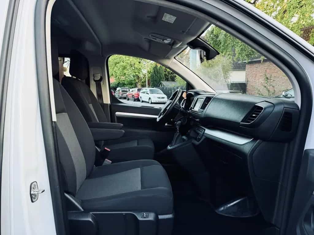 Opel Standheizu SITZE*NAVI*KLIMA*KAMERA*KEYLES*AHK* 10/2024-photo-44