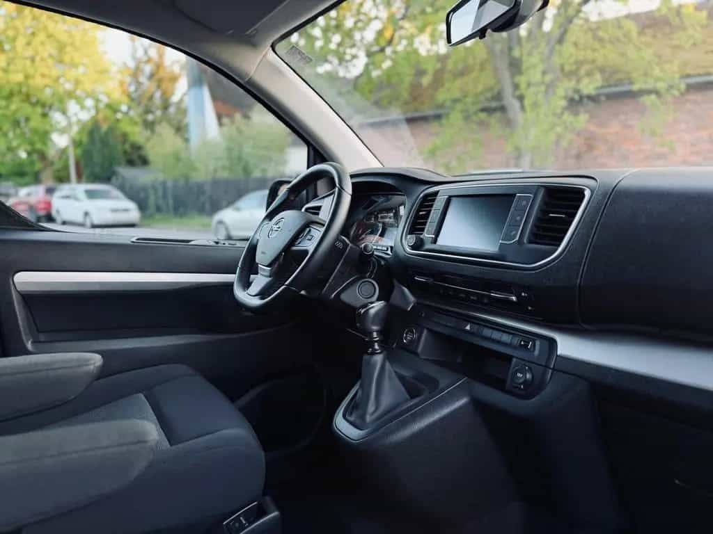 Opel Standheizu SITZE*NAVI*KLIMA*KAMERA*KEYLES*AHK* 10/2024-photo-46