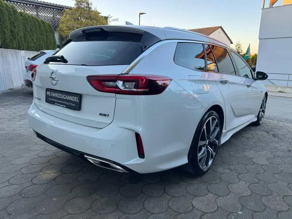 Opel Insignia GSi 4x4 *VOLL*HUD*1.Hand*MwST* 06/2018-photo-4