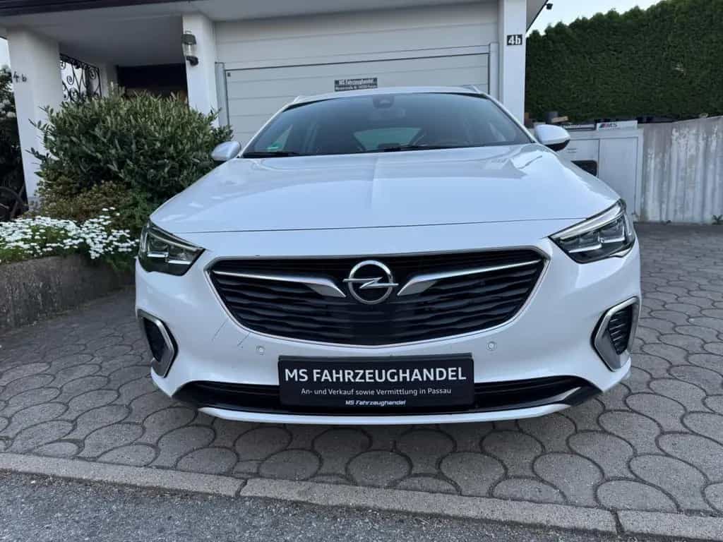 Opel Insignia GSi 4x4 *VOLL*HUD*1.Hand*MwST* 06/2018-photo-7