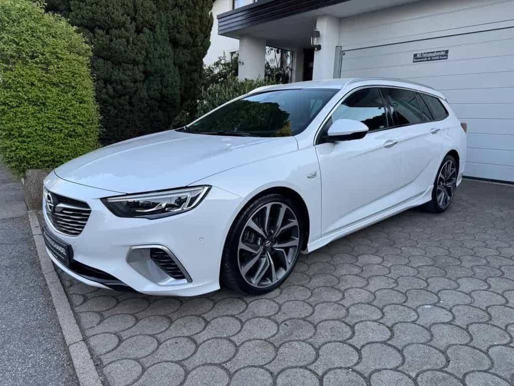 Opel Insignia GSi 4x4 *VOLL*HUD*1.Hand*MwST* 06/2018-photo-8