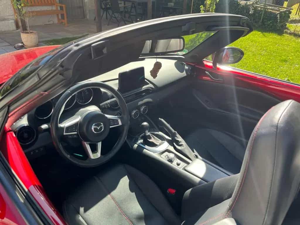 Mazda MX-5 2.0 SKYACTIV-G 184 Signature 03/2019-photo-2