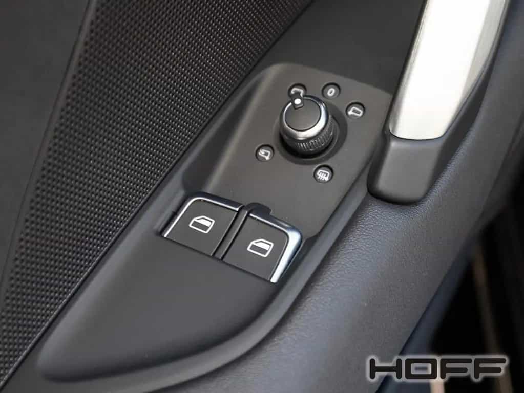 Audi TTS Roadster quattro Matrix LED Navi Plus 20Zoll 04/2021-photo-5